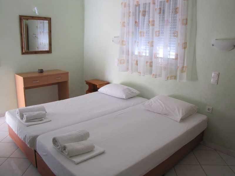 Narkissos Rooms Parga Bagian luar foto